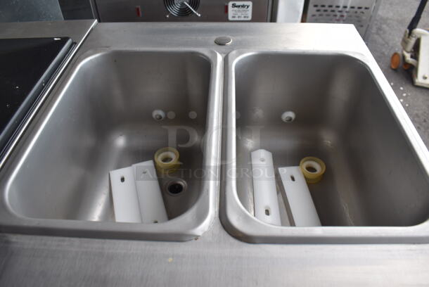 2011 Electro Freeze SL500-132 Stainless Steel Commercial Floor Style Water Cooled 2 Flavor w/ Twist Soft Serve Ice Cream Machine on Commercial Casters. 208-230 Volts, 3 Phase. 22x32x60 - Image 5 of 6