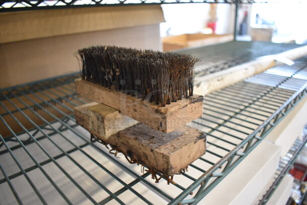 Coarse Cleaning Brush. 9x6x47 - Image 2 of 3