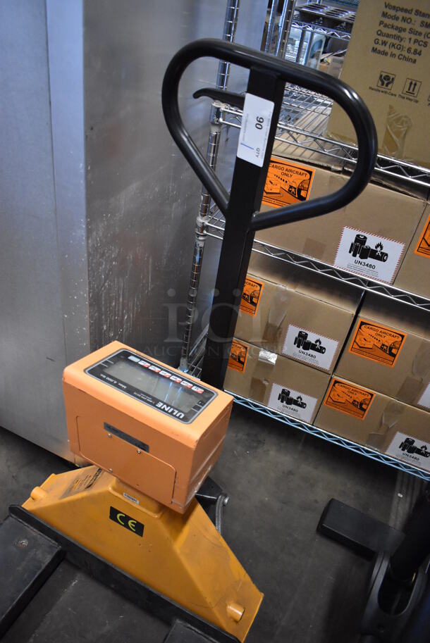 Uline H-1679 Metal Commercial Pallet Truck Pallet Jack w/ Scale. 27x60x48 - Image 5 of 5