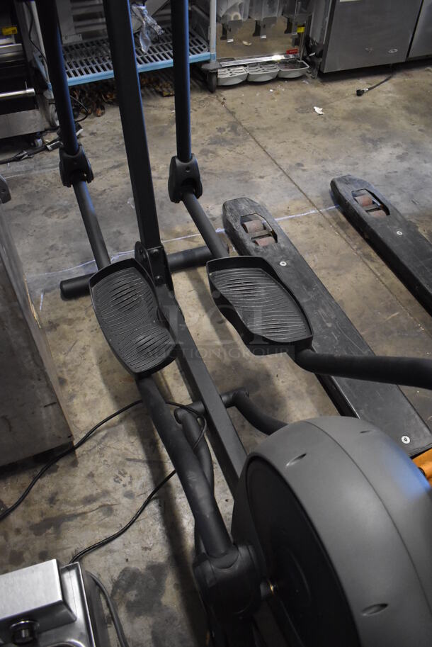 Life Fitness Metal Floor Style Elliptical. 24x80x61 - Image 4 of 6