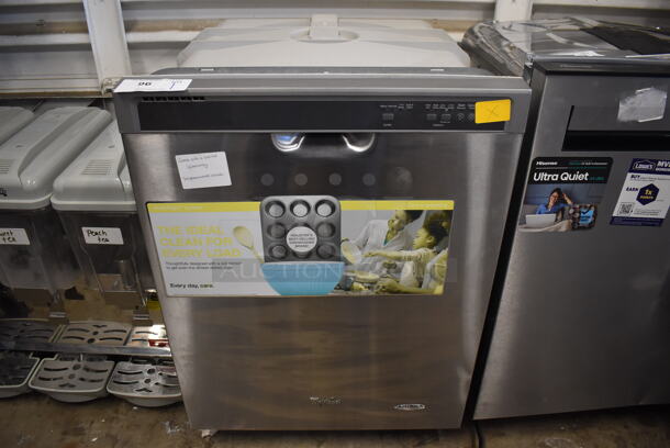 BRAND NEW SCRATCH AND DENT! Whirlpool WDF520PADM0 Stainless Steel Undercounter Dishwasher. 24x25x34