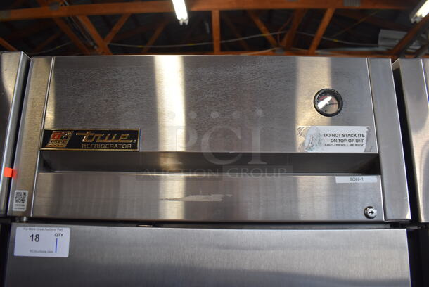 2011 True TG1R-1S Stainless Steel Commercial Single Door Reach In Cooler w/ Poly Coated Racks on Commercial Casters. 115 Volts, 1 Phase. 29x35x83. Tested and Working! - Image 4 of 6