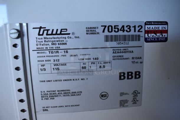 2011 True TG1R-1S Stainless Steel Commercial Single Door Reach In Cooler w/ Poly Coated Racks on Commercial Casters. 115 Volts, 1 Phase. 29x35x83. Tested and Working! - Image 5 of 6