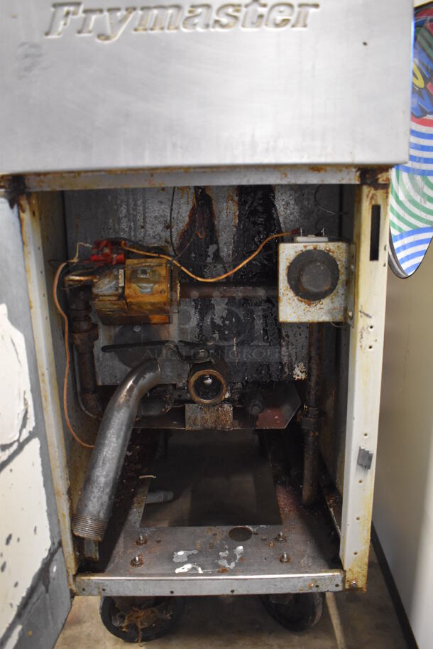 Frymaster GF40SD Stainless Steel Commercial Floor Style Natural Gas Powered Deep Fat Fryer w/ 2 Metal Fry Baskets on Commercial Casters. 122,000 BTU. 15.5x30x54 - Image 5 of 6