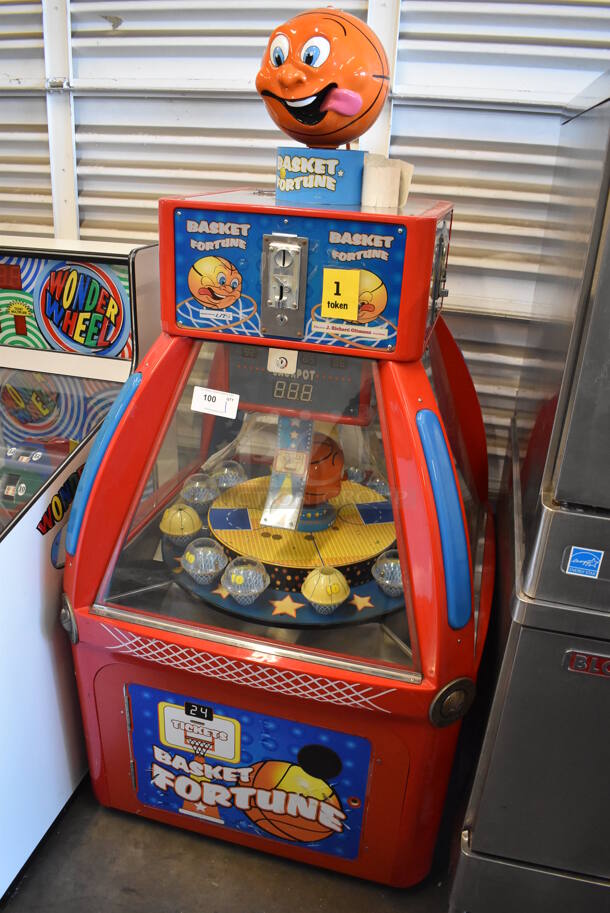 Metal Commercial Floor Style Basket Fortune Arcade Game. 208-240 Volts. 42x42x76 - Image 3 of 6