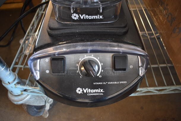LIKE NEW! 2022 Vitamix VM0141A 5205 XL 4.2 hp Variable Speed Blender with 1.5 Gallon Container. Unit Has Only Been Used a Few Times! 120 Volts, 1 Phase. 8x19x21. Tested and Working! - Image 4 of 7