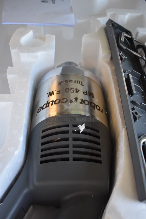 BRAND NEW! Robot Coupe Turbo MP450XLFW Stainless Steel Commercial Variable Speed Immersion Blender w/ 2 Whisk Attachments. Base 9x5x17. Tested and Working! - Image 3 of 5