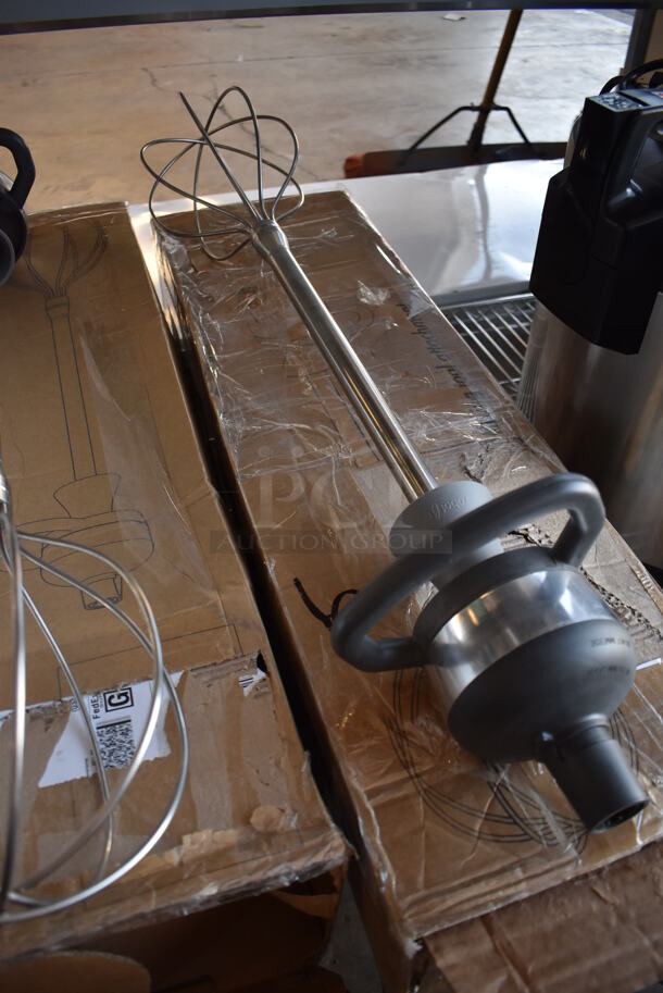 BRAND NEW! Robot Coupe Turbo MP450XLFW Stainless Steel Commercial Variable Speed Immersion Blender w/ 2 Whisk Attachments. Base 9x5x17. Tested and Working! - Image 5 of 5
