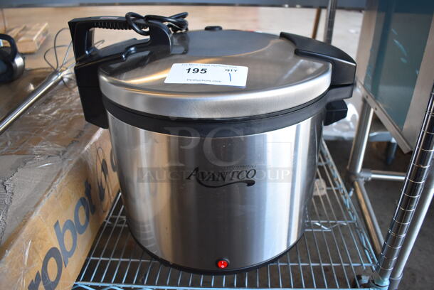 LIKE NEW! Avantco RW92 Stainless Steel Commercial Countertop 92 Cup Sealed Electric Rice Warmer. 120 Volts, 1 Phase. 18x16x18. Tested and Working!