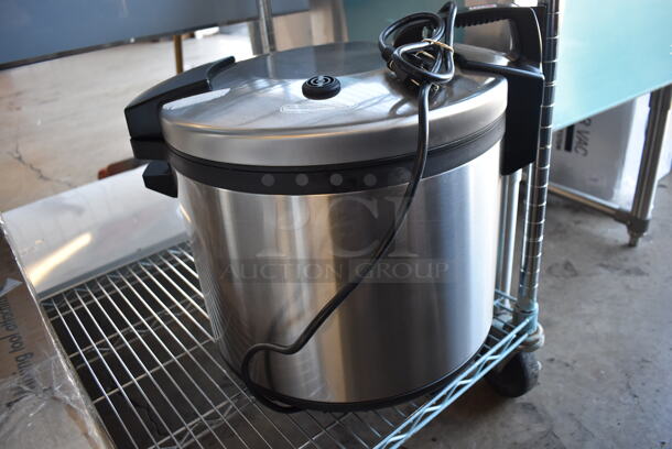LIKE NEW! Avantco RW92 Stainless Steel Commercial Countertop 92 Cup Sealed Electric Rice Warmer. 120 Volts, 1 Phase. 18x16x18. Tested and Working! - Image 5 of 6