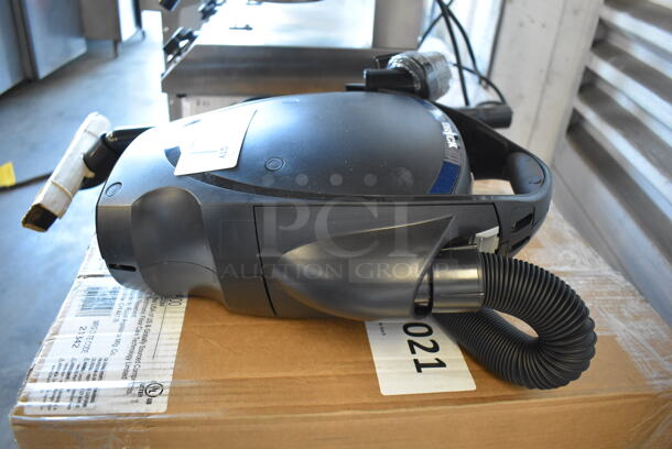 BRAND NEW! Oreck CC1600 Ultimate Handheld Bagged Canister Vacuum. Stock Picture Used For Gallery Picture. 120 Volts, 1 Phase. 14x10x16. Tested and Working! - Image 5 of 6