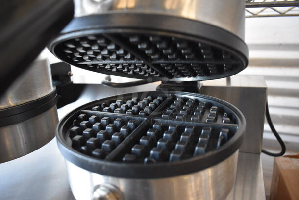 LIKE NEW! Carnival King 382WSM22 Stainless Steel Commercial Countertop Non-Stick Double Waffle Maker with Timers. 120 Volts, 1 Phase. Unit Has Only Been Used a Few Times! 20x16x11. Tested and Working! - Image 3 of 7