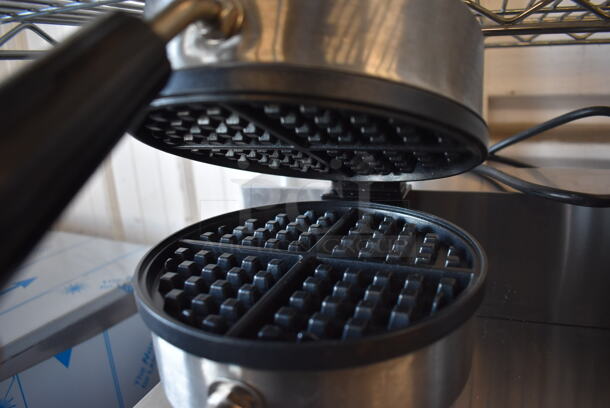 LIKE NEW! Carnival King 382WSM22 Stainless Steel Commercial Countertop Non-Stick Double Waffle Maker with Timers. 120 Volts, 1 Phase. Unit Has Only Been Used a Few Times! 20x16x11. Tested and Working! - Image 4 of 7