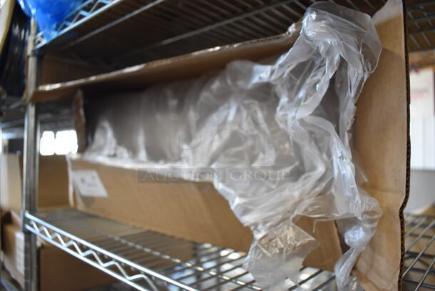 ALL ONE MONEY! Tier Lot of Various Items Including Plastic Containers and Cardboard - Image 3 of 5