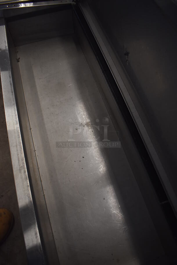 Arctic Air ACP55 Stainless Steel Commercial Countertop Refrigerated Rail. 115 Volts, 1 Phase. 55x16x10. Tested and Working! - Image 3 of 4