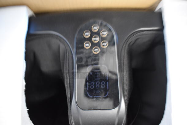 IN ORIGINAL BOX! Expansion Foot / Ankle Massager. 18x20x19 - Image 3 of 5