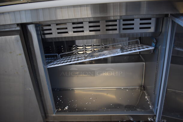BRAND NEW SCRATCH AND DENT! Avantco 178SSPT60MHC Stainless Steel Commercial Sandwich Salad Prep Table Bain Marie Mega Top on Commercial Casters. 115 Volts, 1 Phase. 60x35x46. Tested and Working! - Image 5 of 7