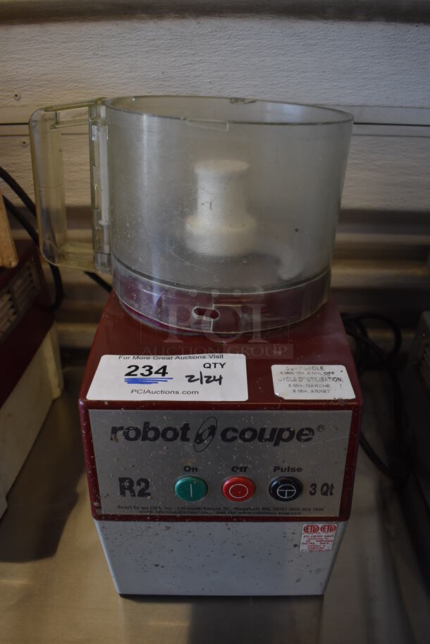 Robot Coupe R2N Metal Commercial Countertop Food Processor w/ Bowl and S Blade. 120 Volts, 1 Phase. 8x11x17. Tested and Working!