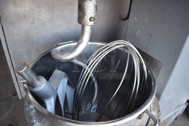 Welbilt Varimixer W60 Metal Commercial Floor Style 60 Quart Planetary Dough Mixer w/ Metal Mixing Bowl, Dough Hook, Whisk and Paddle Attachments. 208 Volts, 3 Phase. 24x36x55 - Image 6 of 8