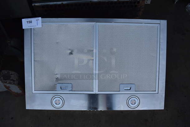 BRAND NEW SCRATCH AND DENT! Vissani WA0575 Stainless Steel Range Hood. 120 Volts, 1 Phase. 30x19x12 - Image 1 of 7