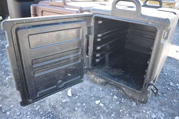 Cambro Black Poly Insulated Food Carrying Case. 17x25x23 - Image 6 of 8