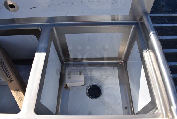 BRAND NEW SCRATCH AND DENT! Regency Stainless Steel Commercial 16 Gauge 3 Bay Sink w/ Left Side Drain Board. 84x24x44. Bays 18x18x14. Drain Board 22x20x1 - Image 3 of 8