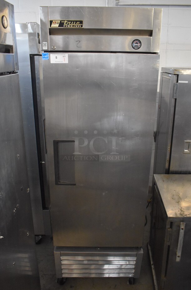 2013 True T-23F ENERGY STAR Stainless Steel Commercial Single Door Reach In Freezer w/ Poly Coated Racks on Commercial Casters. 115 Volts, 1 Phase. 27x30x84. Tested and Working! - Image 2 of 7
