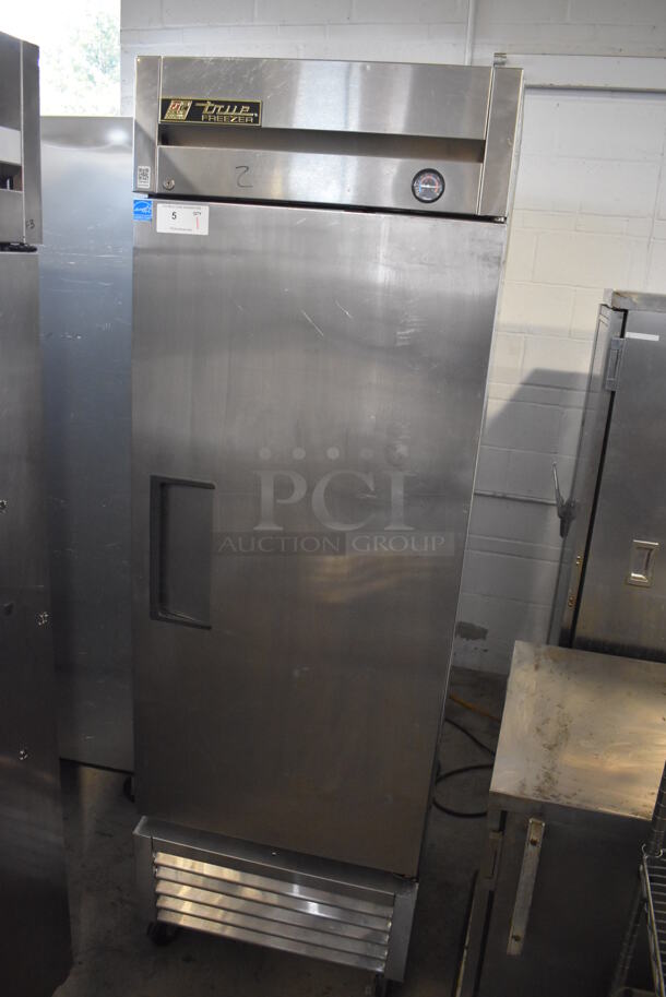 2013 True T-23F ENERGY STAR Stainless Steel Commercial Single Door Reach In Freezer w/ Poly Coated Racks on Commercial Casters. 115 Volts, 1 Phase. 27x30x84. Tested and Working! - Image 3 of 7