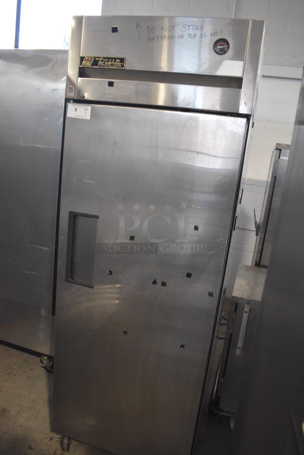 2010 True TG1F-1S Stainless Steel Commercial Single Door Reach In Freezer w/ Poly Coated Racks on Commercial Casters. 115 Volts, 1 Phase. 28x35x83. Tested and Working! - Image 4 of 7