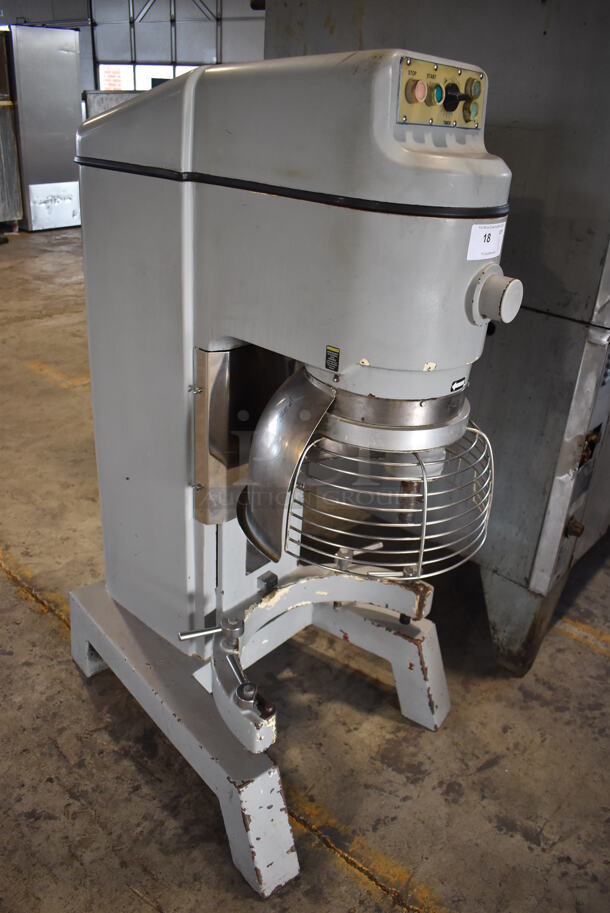 Globe SP62P Metal Commercial Floor Style 60 Quart Planetary Dough Mixer w/ Bowl Guard. 208 Volts, 3 Phase. 30x40x60 - Image 4 of 9