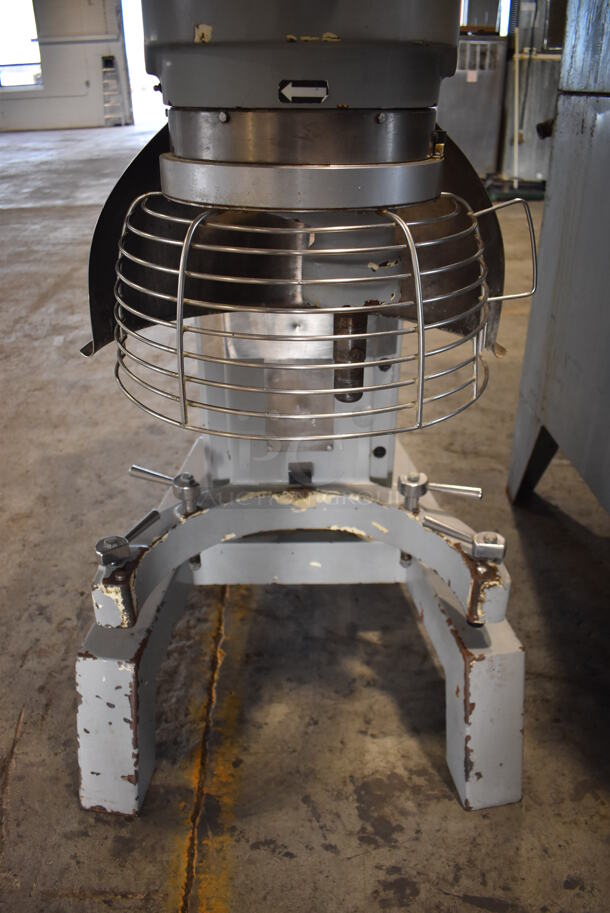 Globe SP62P Metal Commercial Floor Style 60 Quart Planetary Dough Mixer w/ Bowl Guard. 208 Volts, 3 Phase. 30x40x60 - Image 5 of 9
