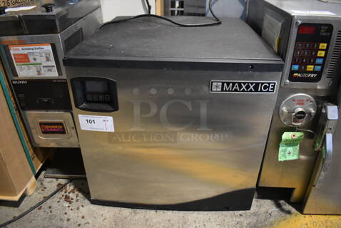 2017 Maxx Ice MIM360N Stainless Steel Commercial Ice Head. 22x24.5x21