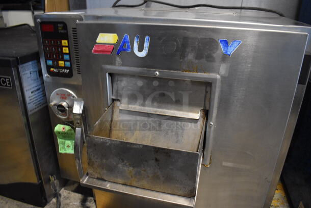 Autofry MTI10 Stainless Steel Commercial Countertop Electric Powered Ventless Fryer. 240 Volts, 1 Phase. 28x26x26 - Image 6 of 7