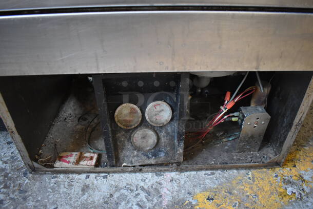 Champion Stainless Steel Commercial Undercounter Dishwasher. 208 Volts, 1 Phase. 24x25x33 - Image 6 of 6