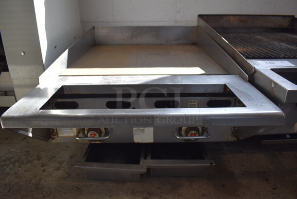 Vulcan Stainless Steel Commercial Countertop Natural Gas Powered Flat Top Griddle w/ Thermostatic Controls. 24x40x25 - Image 2 of 5
