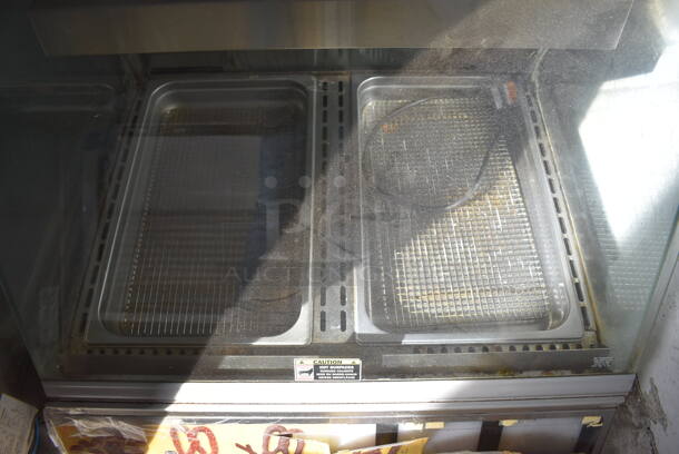 Stainless Steel Commercial Countertop Heated Display Case Merchandiser. 31x31x22. Tested and Working! - Image 4 of 5