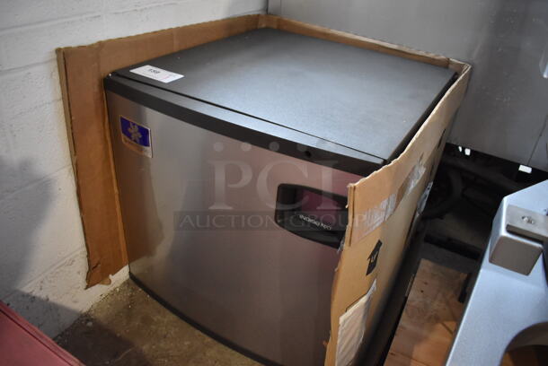 LIKE NEW! 2019 Manitowoc IYT0620W Indigo Stainless Steel Commercial Half Dice Ice Machine Head. Unit Has Only Been Used a Few Times! 115 Volts, 1 Phase. 22x25x21.5. Tested and Working! - Image 2 of 6