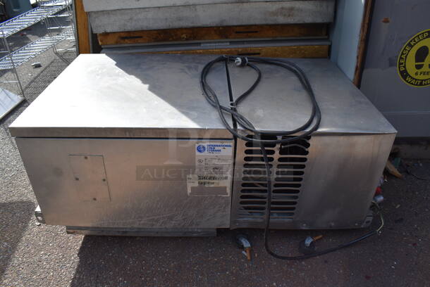 Norlake 6'x8' SELF CONTAINED Walk In Cooler Box w/ Apex XN050MA22D Condenser / Compressor. 208-230 Volts, 1 Phase. Picture of the Unit Before Removal Is Included In the Listing - Image 7 of 10