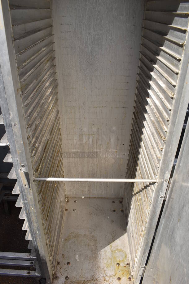 Metal Commercial Enclosed Pan Transport Rack on Commercial Casters. 21.5x27.5x67.5 - Image 4 of 5