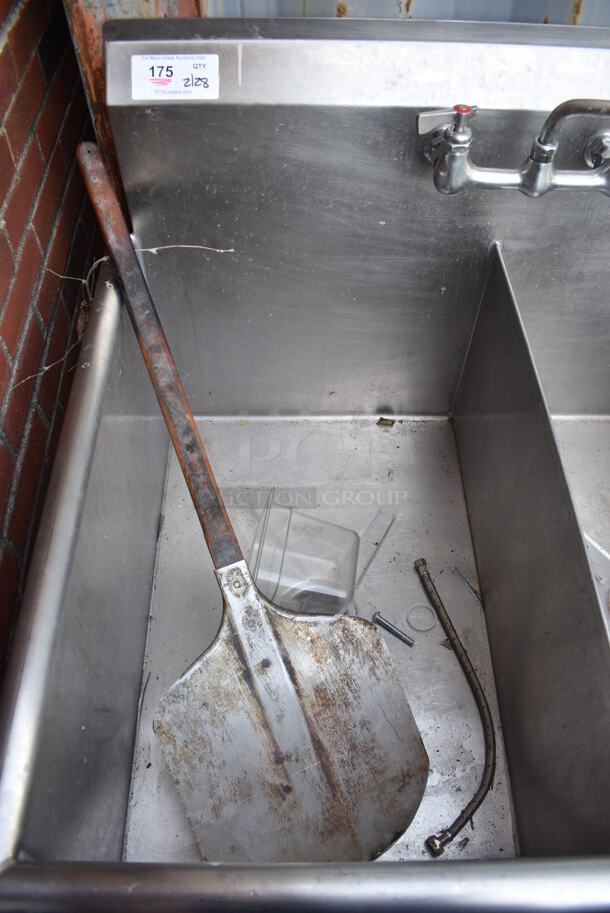 Stainless Steel Commercial 2 Bay Sink w/ Faucet and Handles. 43x33.5x44. Bays 20x30x15 - Image 2 of 5