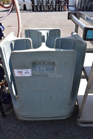 Metro Blue Poly Dish Cart on Commercial Casters. 22.5x22.5x30.5