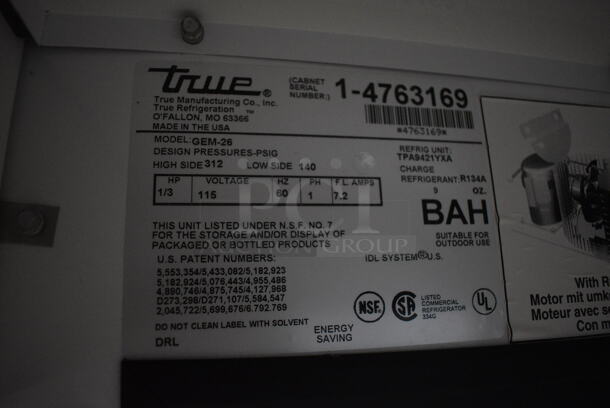 True GEM-26 Metal Commercial Single Door Reach In Cooler Merchandiser w/ Poly Coated Racks. 115 Volts, 1 Phase. 30x30x79. Tested and Working! - Image 4 of 5