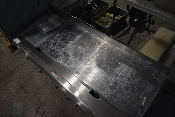 BRAND NEW SCRATCH AND DENT! Cooking Performance Group GT-CPG-60-NL Stainless Steel Commercial Countertop 60" Natural Gas Flat Top Griddle with Thermostatic Controls. 150,000 BTU. Tested and Working! - Image 5 of 6