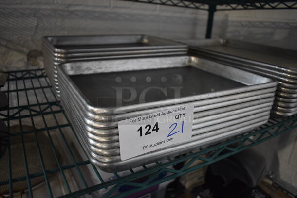 21 Metal Baking Pans. 13x9.5x1. 21 Times Your Bid! - Image 3 of 3