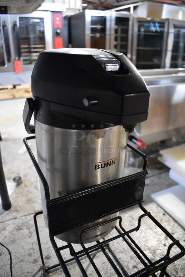 Black Metal Countertop Air Pot Stand w/ 2 Bunn Stainless Steel Air Pots. One Missing Lid. 7.5x24.5x22 - Image 4 of 5