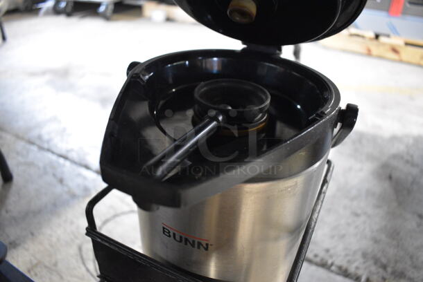 Black Metal Countertop Air Pot Stand w/ 2 Bunn Stainless Steel Air Pots. One Missing Lid. 7.5x24.5x22 - Image 5 of 5