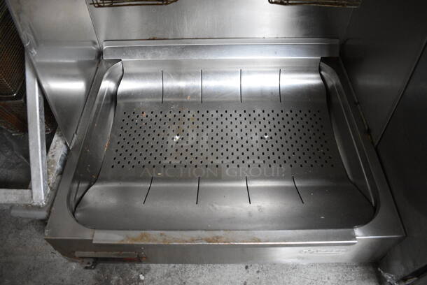 Hatco Stainless Steel Commercial Countertop Fry Dumping Station. 27x22.5x22.5. Tested and Working! - Image 4 of 5