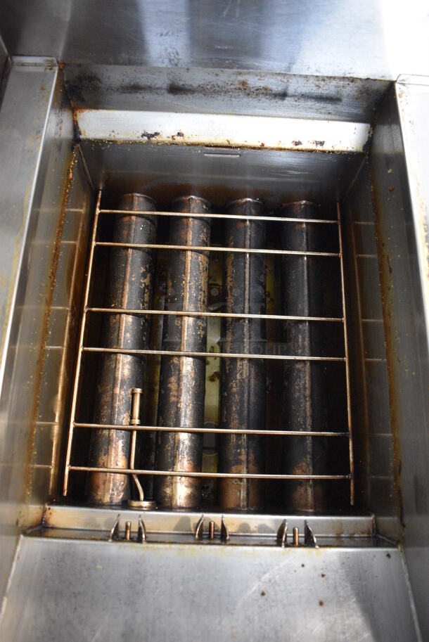 2016 Henny Penny EEG-243 FFFX ST Evolution Elite ENERGY STAR Stainless Steel Commercial Natural Gas Powered 3 Bay Deep Fat Fryer w/ 3 Lids on Commercial Casters. 225,000 BTU. 47x32x46.5 - Image 6 of 11