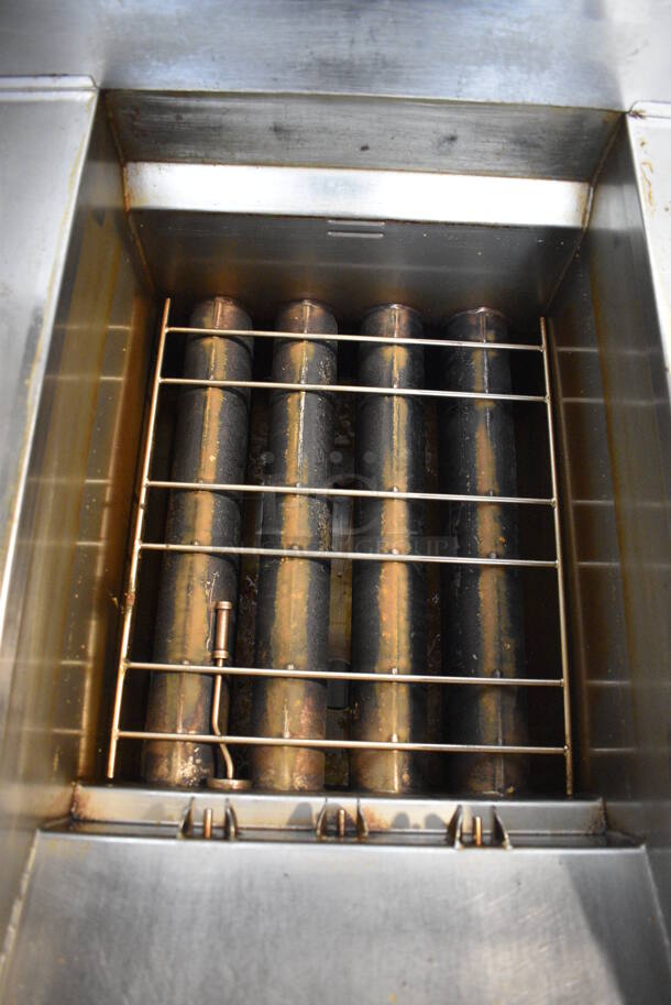 2016 Henny Penny EEG-243 FFFX ST Evolution Elite ENERGY STAR Stainless Steel Commercial Natural Gas Powered 3 Bay Deep Fat Fryer w/ 3 Lids on Commercial Casters. 225,000 BTU. 47x32x46.5 - Image 7 of 11