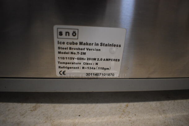 BRAND NEW SCRATCH AND DENT! Whynter T-2M Stainless Steel Commercial Countertop Ice Cube Maker. 110/115 Volts, 1 Phase. 14x17x15. Tested and Working! - Image 7 of 9